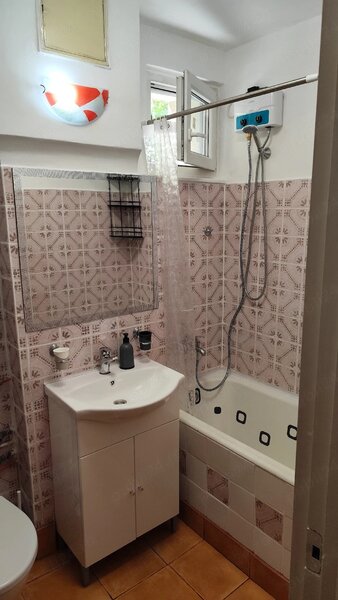 Obor, apartament cu 3 camere la 10 min. de metrou Obor
